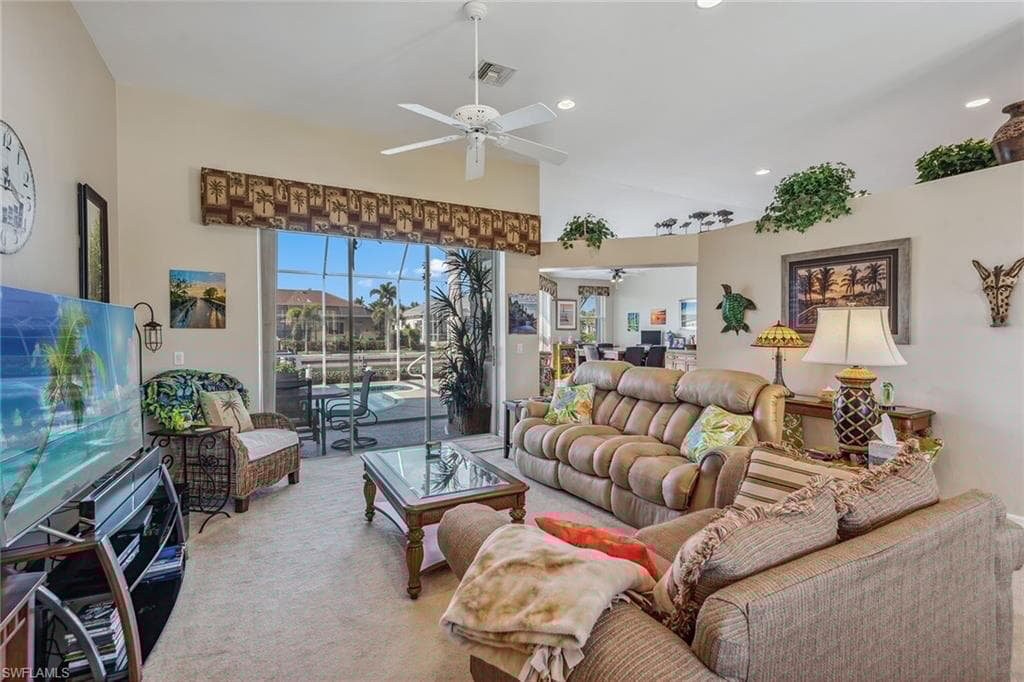 268 Bass Ct, Marco Island, FL 34145-7