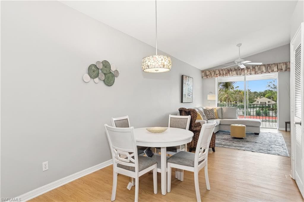 8161 Twelve Oaks Cir 523, Naples, FL 34113-8