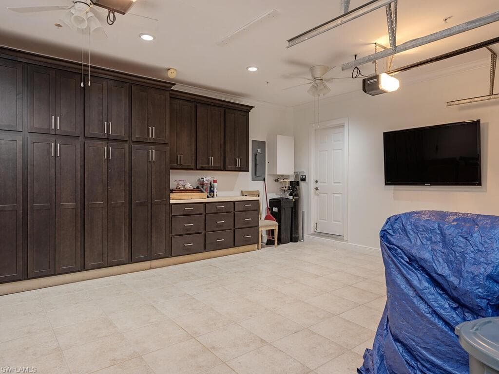 269 Colonade Cir 2802, Naples, FL 34103-11