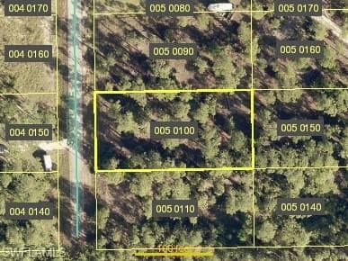4 Scott Ave, Lehigh Acres, FL 33936-1