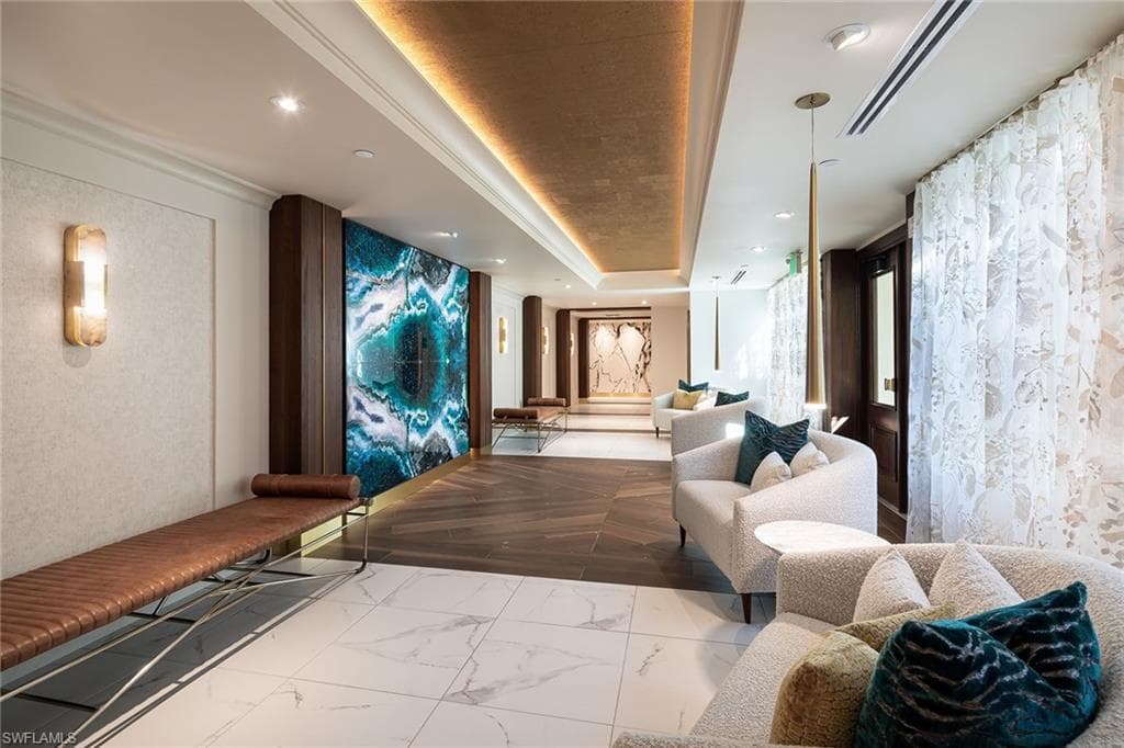 435 Dockside Dr B703, Naples, FL 34110-29