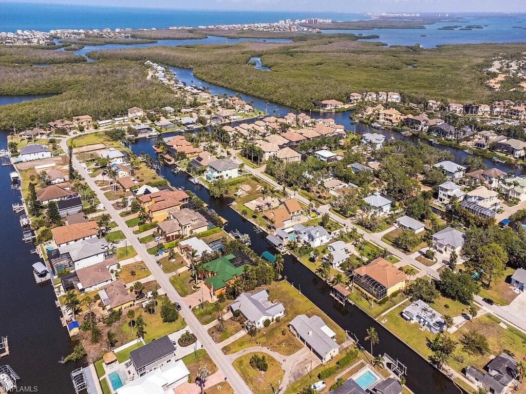 4822-4824 Esplanade St, Bonita Springs, FL 34134-4