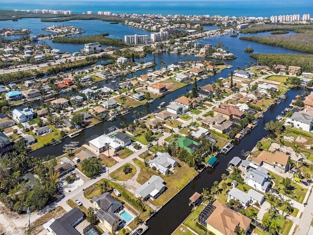 4822-4824 Esplanade St, Bonita Springs, FL 34134-5