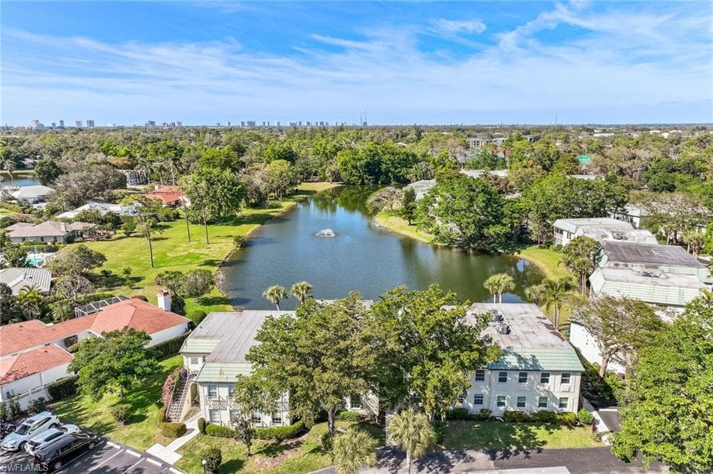 217 Bob O Link Way 217a, Naples, FL 34105-3