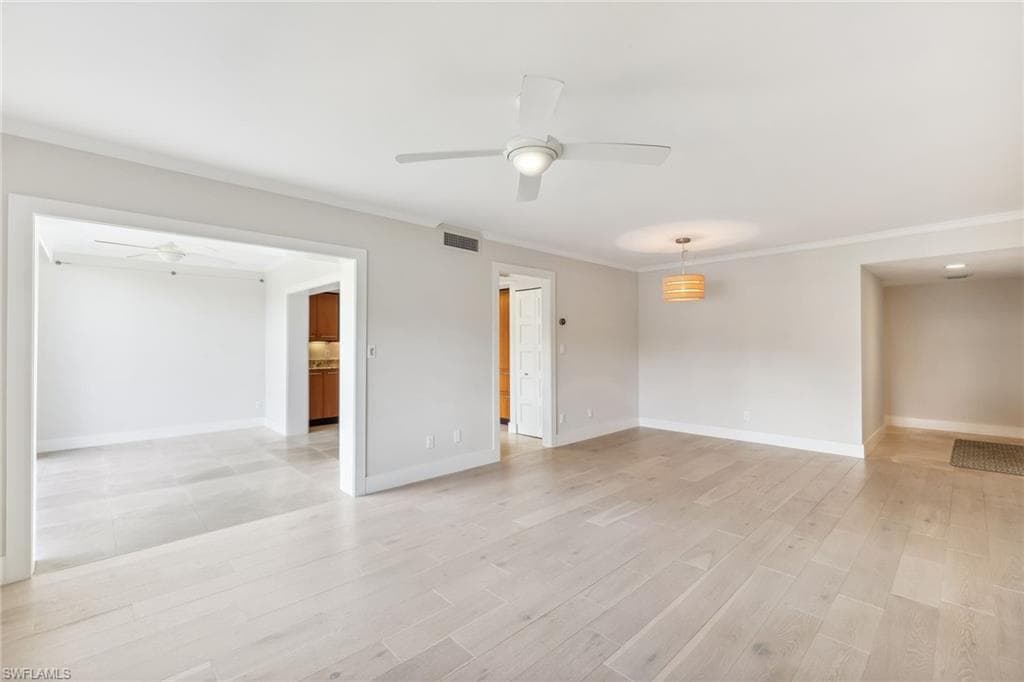 217 Bob O Link Way 217a, Naples, FL 34105-8