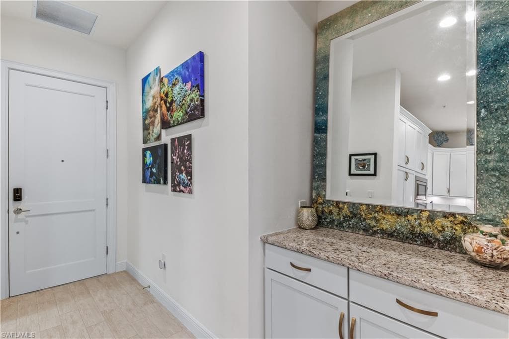 21530 Strada Nuova Cir 205, Estero, FL 33928-5