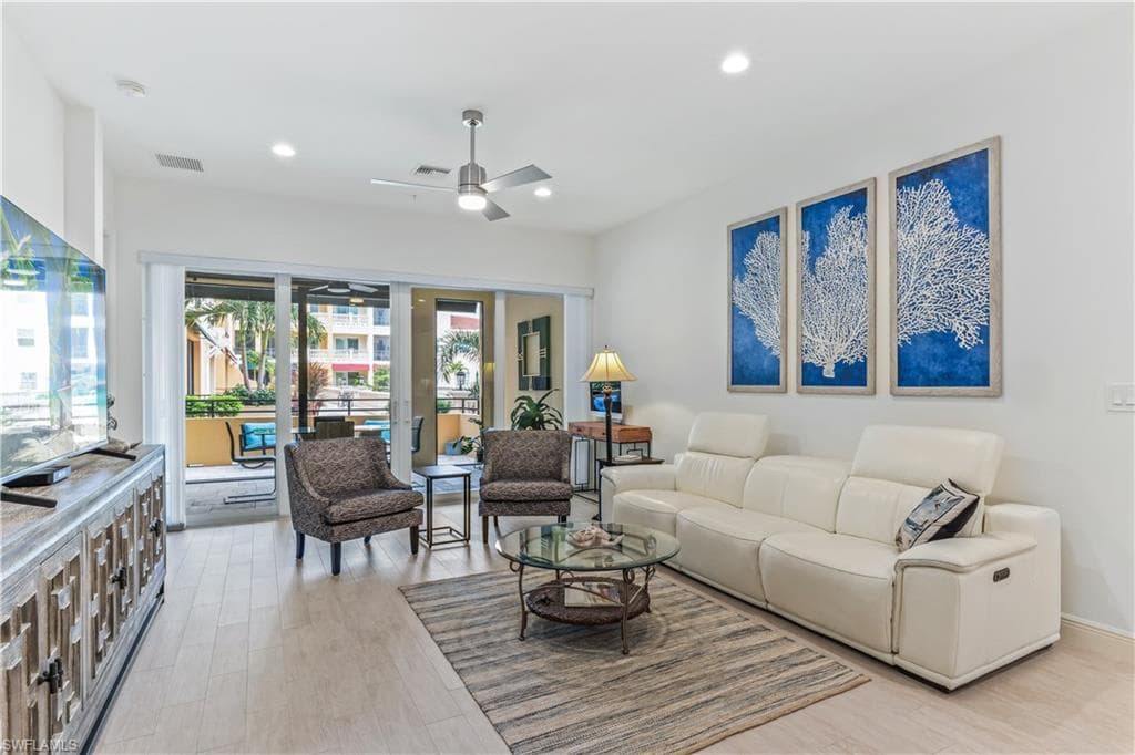 21530 Strada Nuova Cir 205, Estero, FL 33928-6