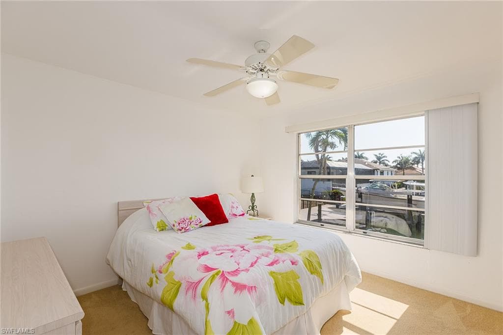 1041 Cara Ct, Marco Island, FL 34145-16