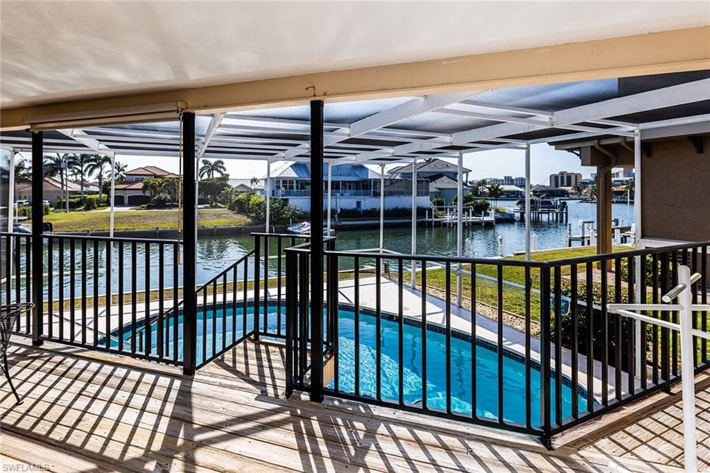 1041 Cara Ct, Marco Island, FL 34145-19