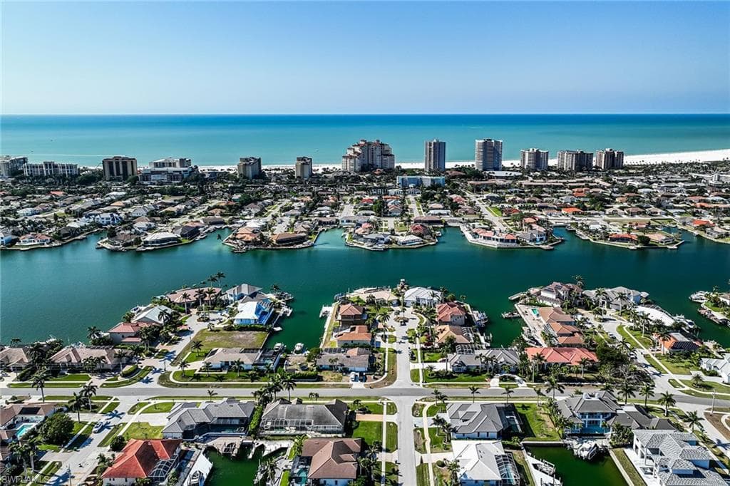 1041 Cara Ct, Marco Island, FL 34145-33