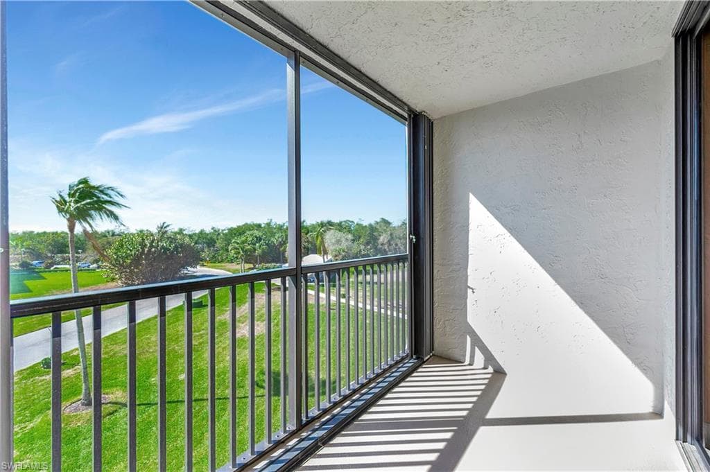11 Bluebill Ave 201, Naples, FL 34108-13