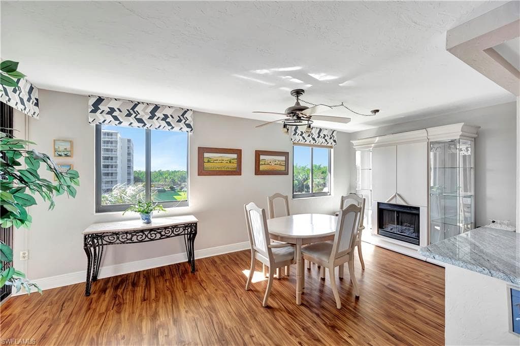 11 Bluebill Ave 201, Naples, FL 34108-16