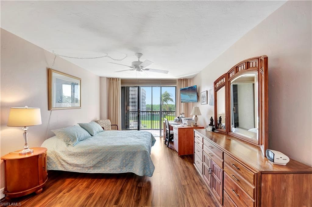 11 Bluebill Ave 201, Naples, FL 34108-19