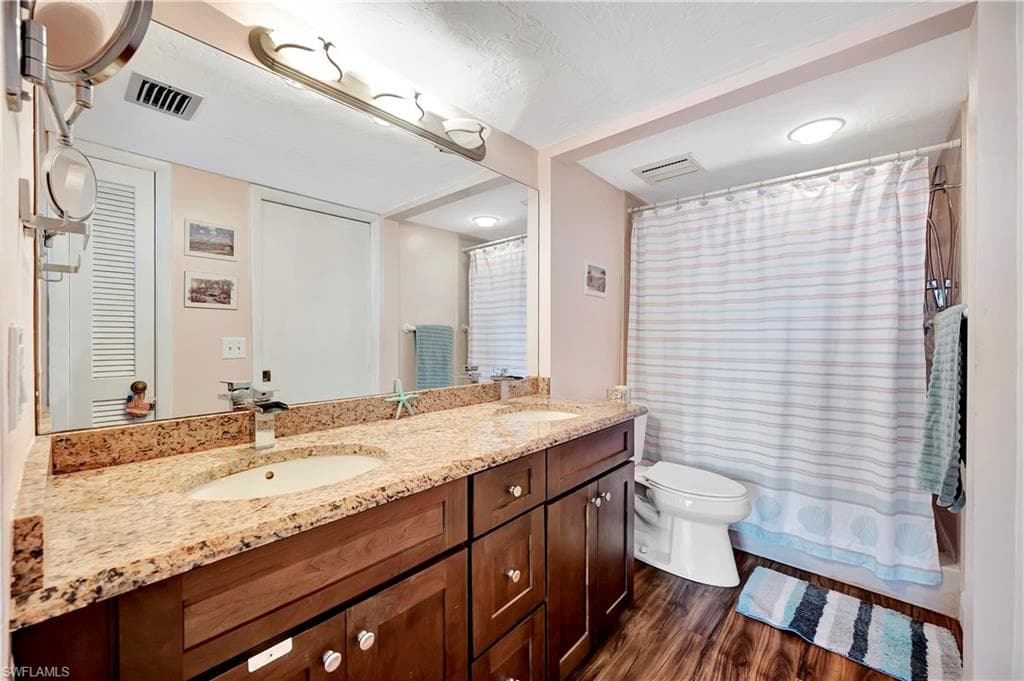 11 Bluebill Ave 201, Naples, FL 34108-20