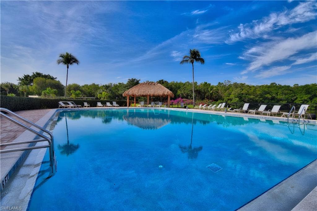 11 Bluebill Ave 201, Naples, FL 34108-29