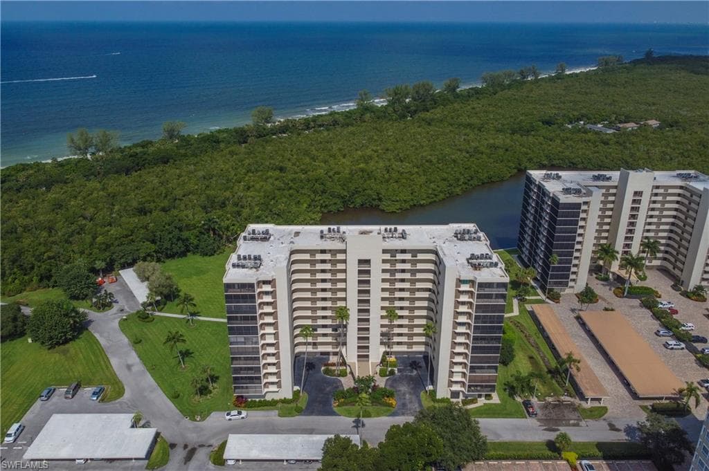 11 Bluebill Ave 201, Naples, FL 34108-33