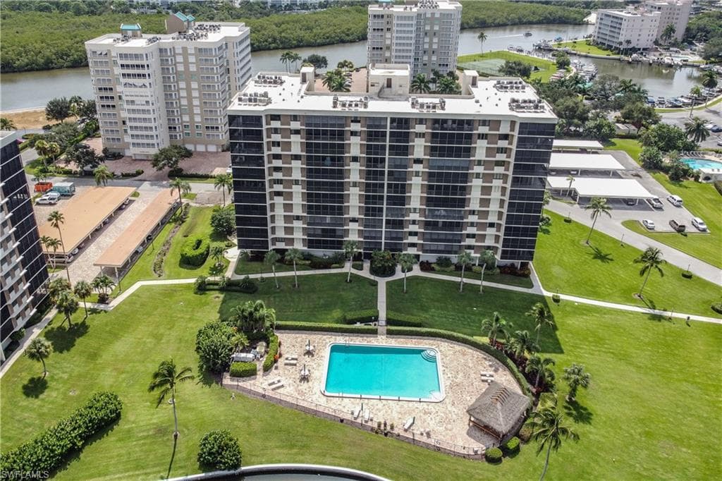 11 Bluebill Ave 201, Naples, FL 34108-4