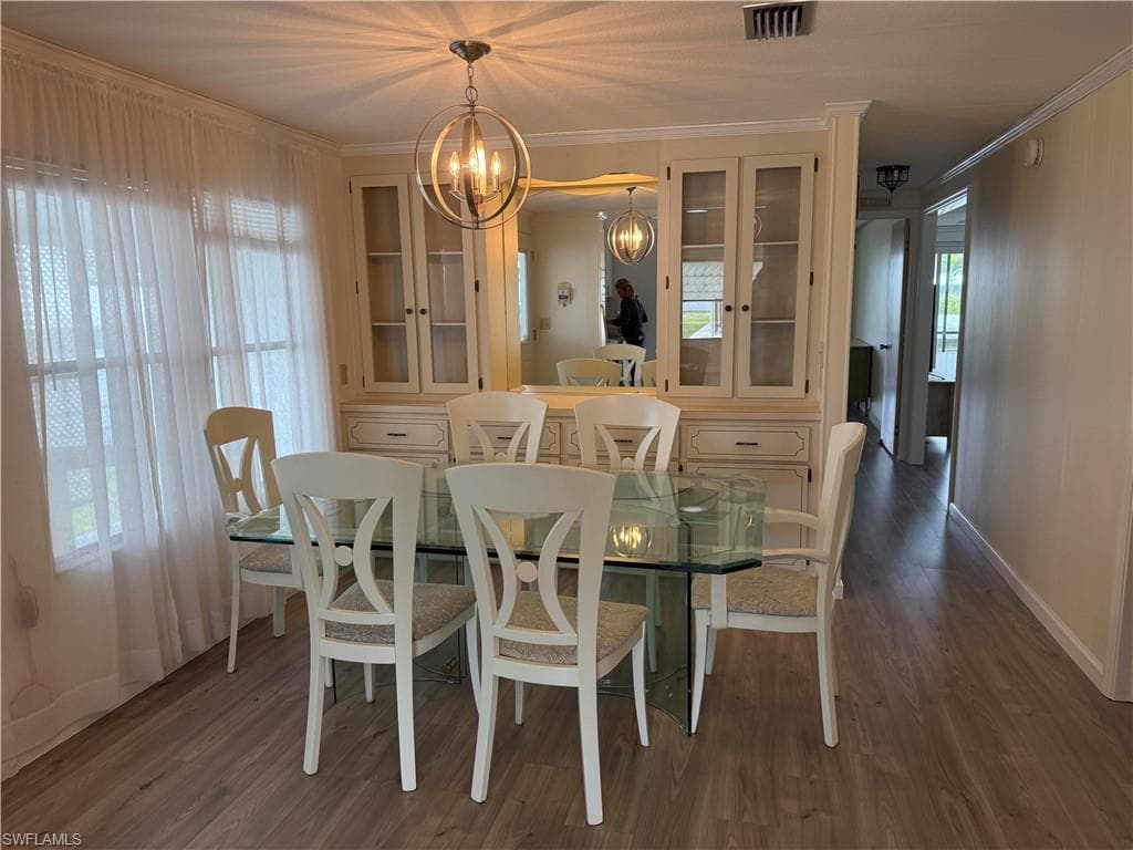 19 Aquamarine Ave 19q, Naples, FL 34114-5