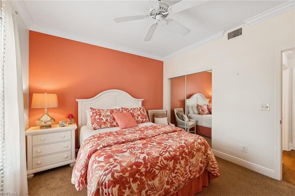 752 Wiggins Lake Dr 102, Naples, FL 34110-17