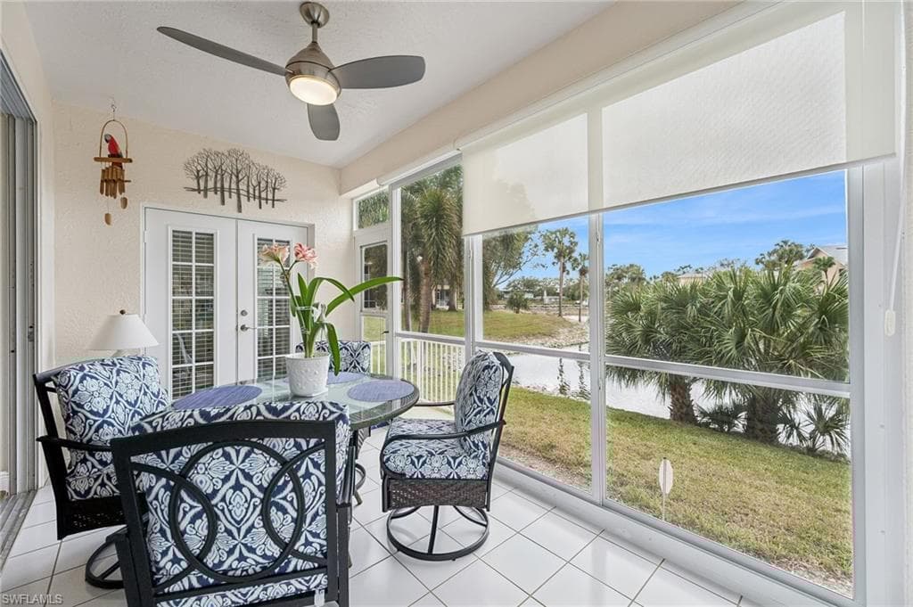 752 Wiggins Lake Dr 102, Naples, FL 34110-22