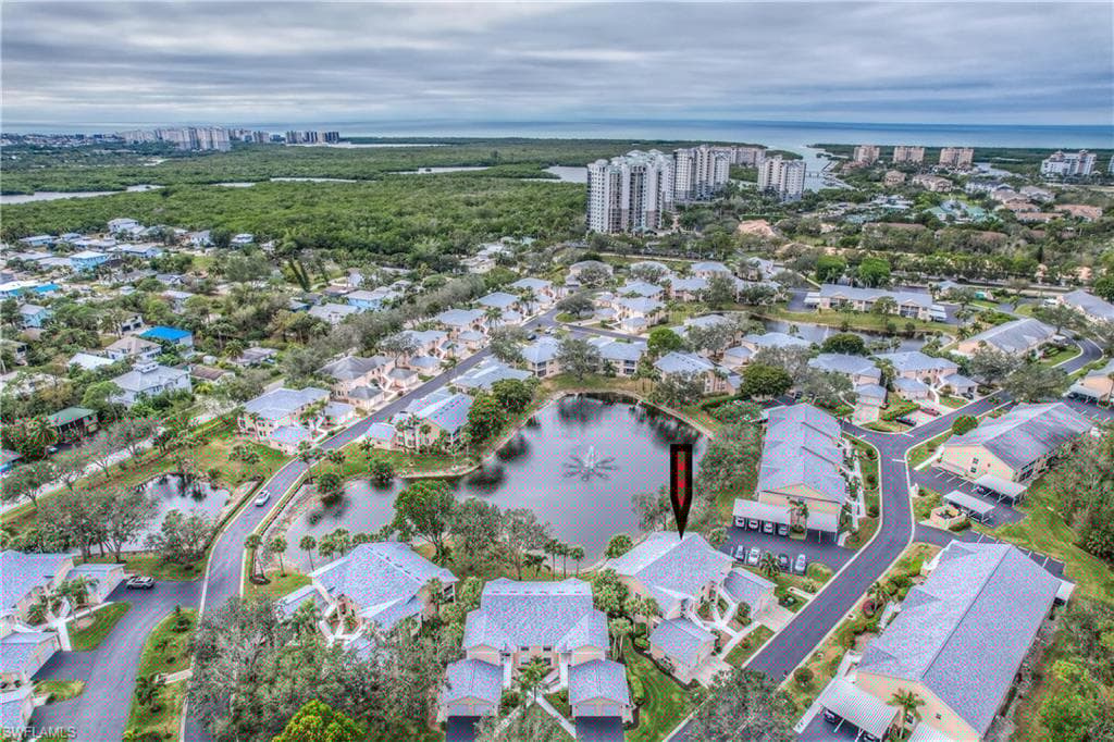 752 Wiggins Lake Dr 102, Naples, FL 34110-29