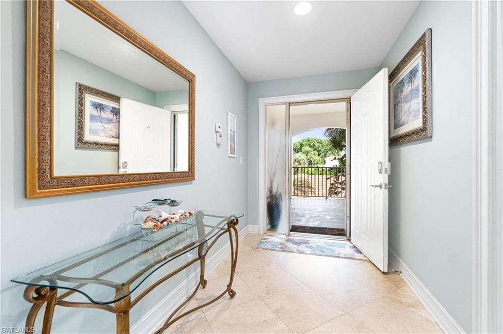 4650 Yacht Harbor Dr 125, Naples, FL 34112-14