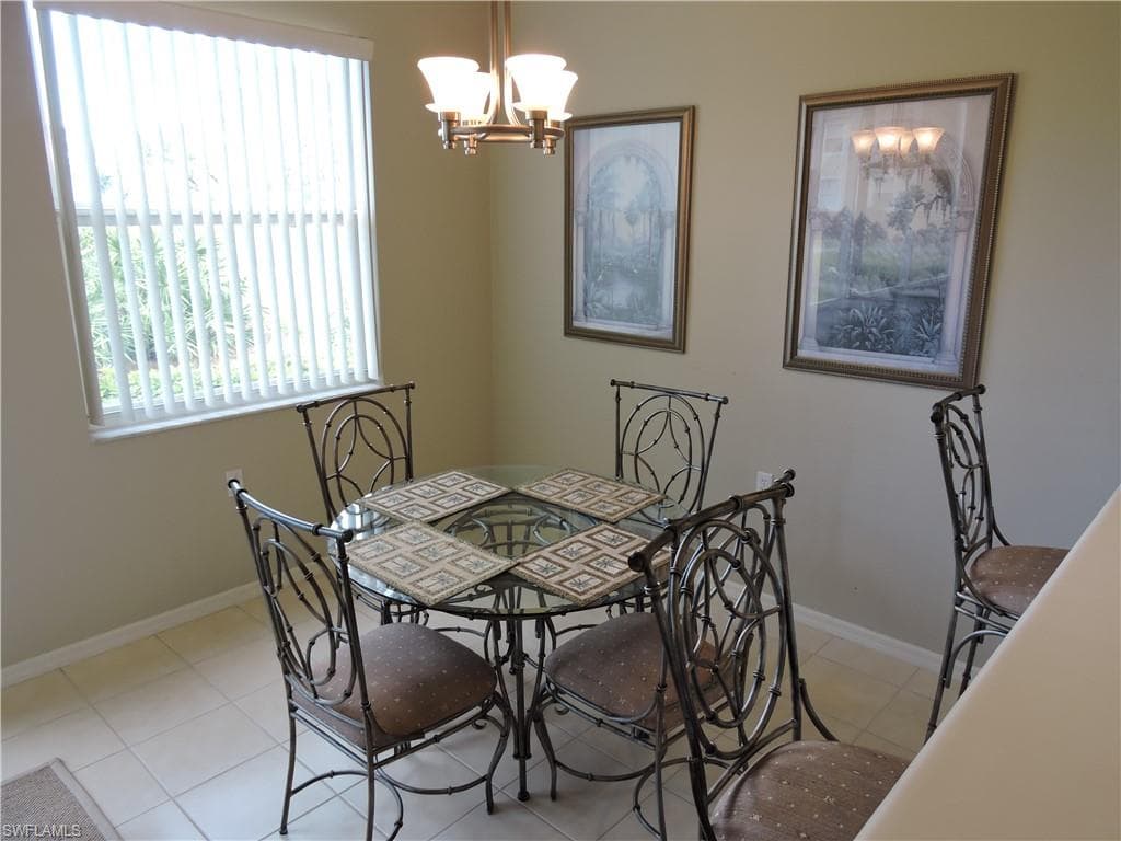 3365 Grand Cypress Dr 102, Naples, FL 34119-7