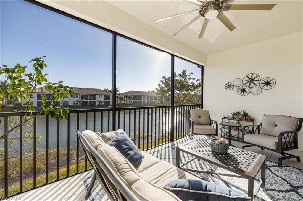 15148 Palmer Lake Cir 202, Naples, FL 34109-23