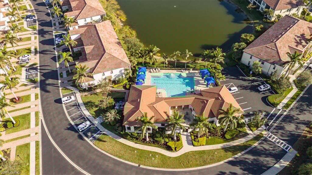 15148 Palmer Lake Cir 202, Naples, FL 34109-24