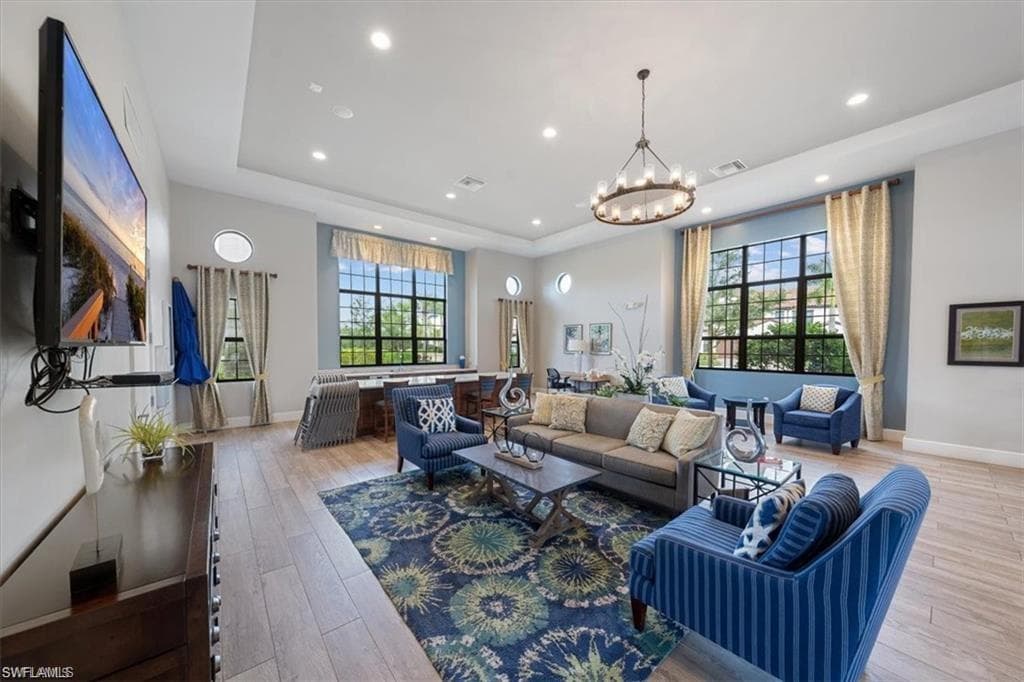 15148 Palmer Lake Cir 202, Naples, FL 34109-32
