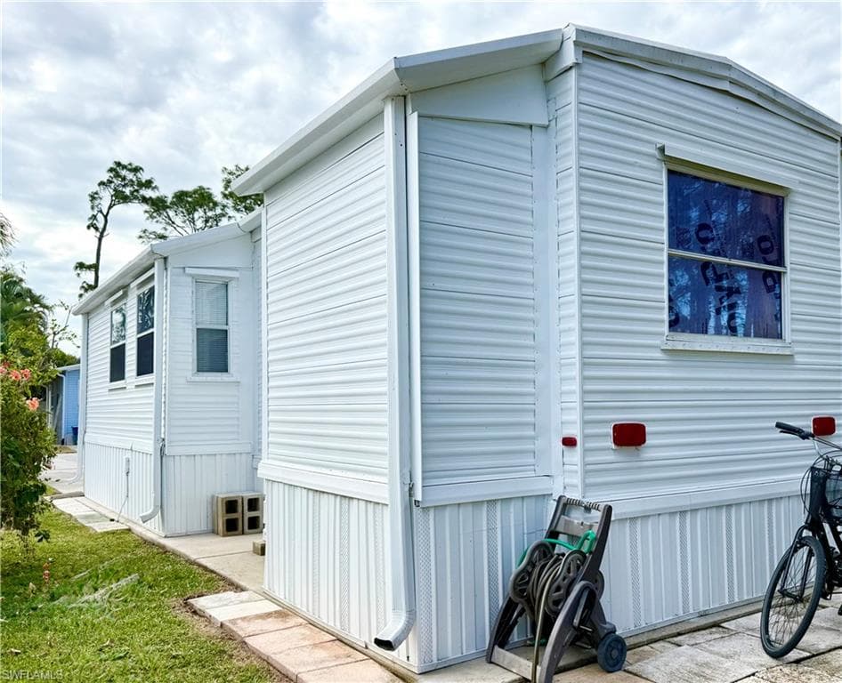 458 Vanda Sanctuary 458, Naples, FL 34114-5