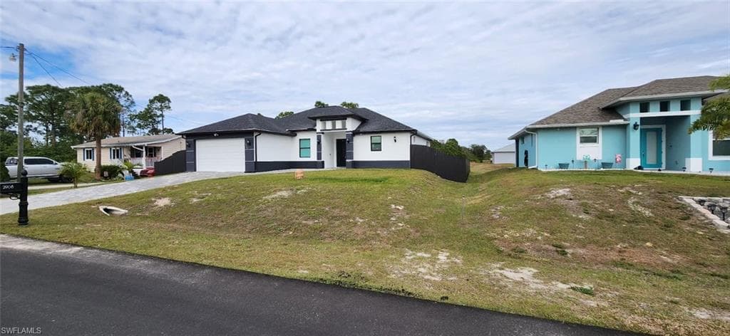 2908 9th St SW, Lehigh Acres, FL 33976-2