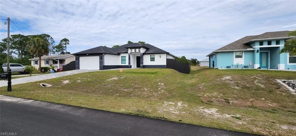 2908 9th St SW, Lehigh Acres, FL 33976-2