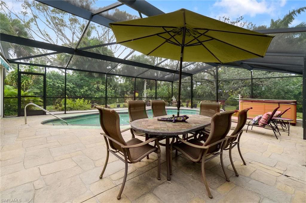 711 Banyan Blvd, Naples, FL 34102-14