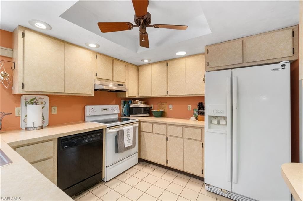 711 Banyan Blvd, Naples, FL 34102-22