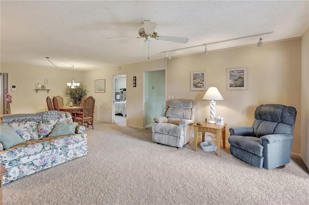 1286 Broadwater Dr, Fort Myers, FL 33919-11