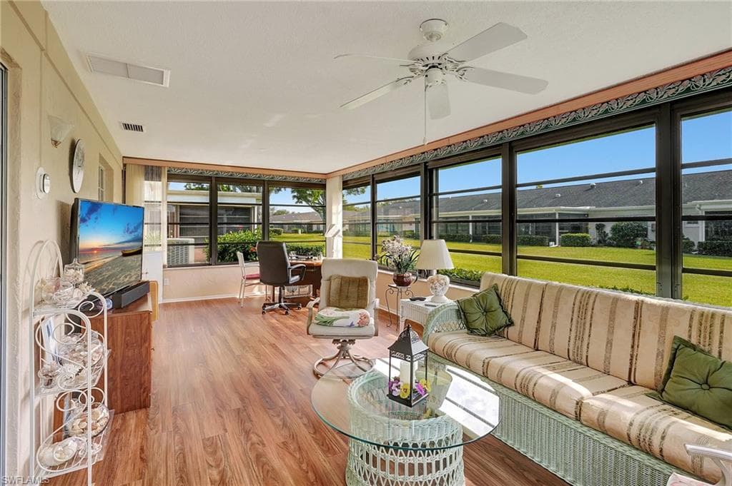 1286 Broadwater Dr, Fort Myers, FL 33919-16
