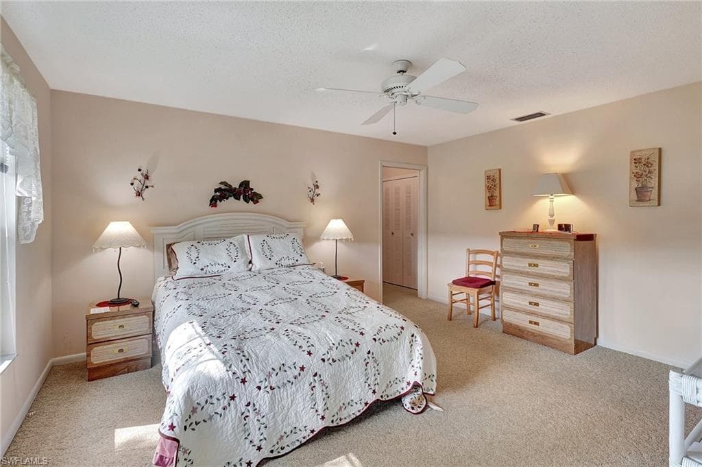 1286 Broadwater Dr, Fort Myers, FL 33919-19