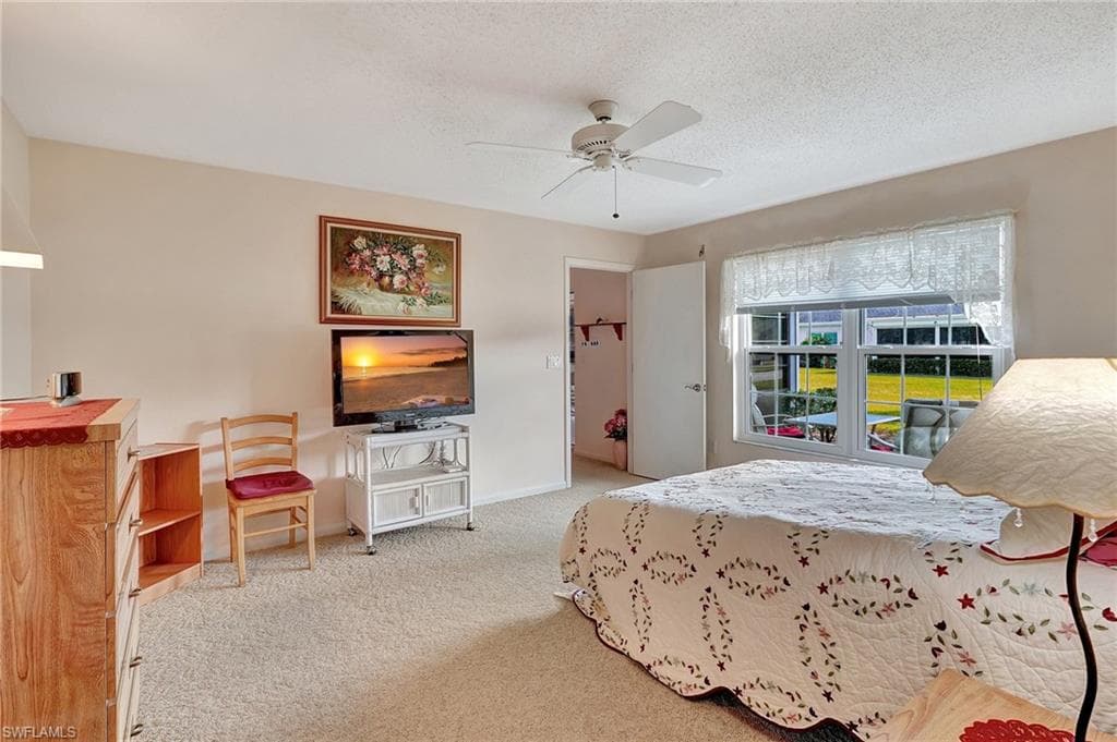 1286 Broadwater Dr, Fort Myers, FL 33919-20
