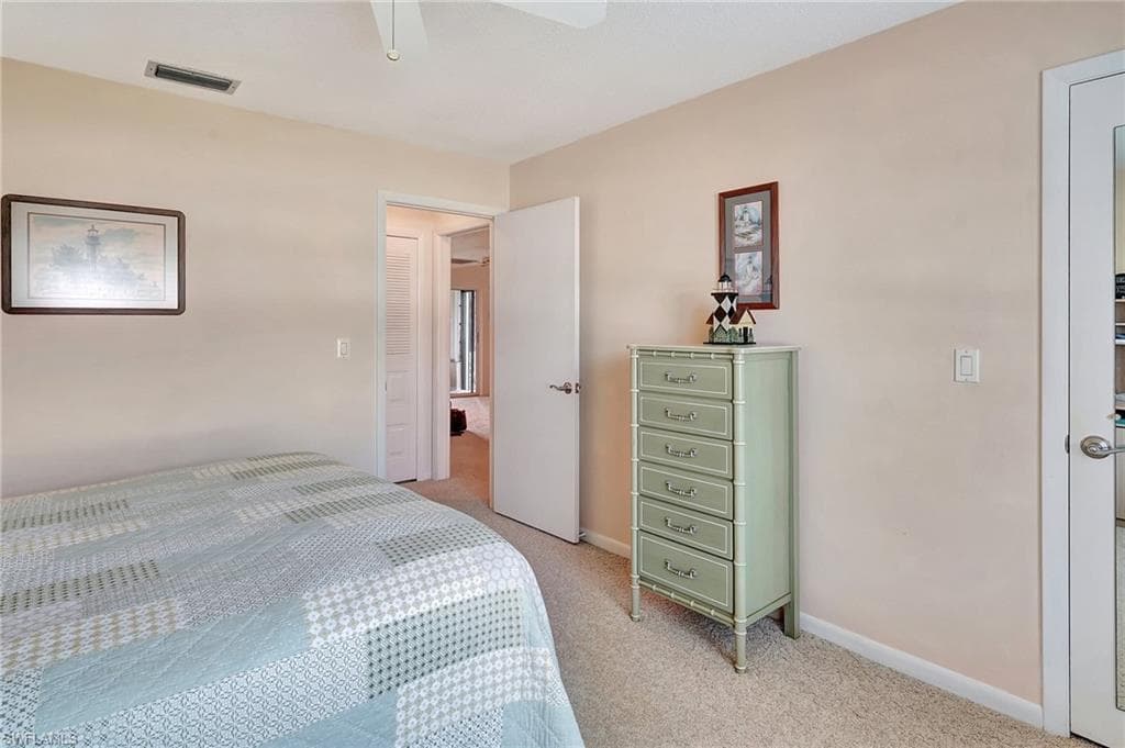 1286 Broadwater Dr, Fort Myers, FL 33919-24