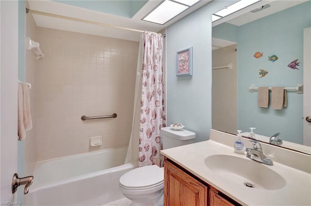 1286 Broadwater Dr, Fort Myers, FL 33919-26