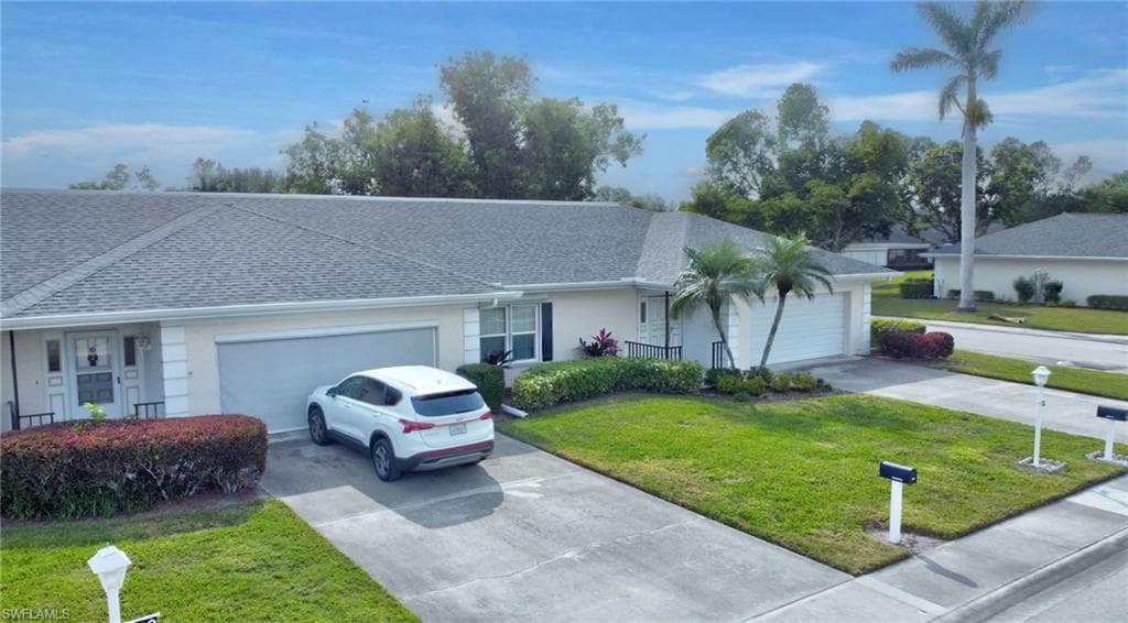 1286 Broadwater Dr, Fort Myers, FL 33919-30