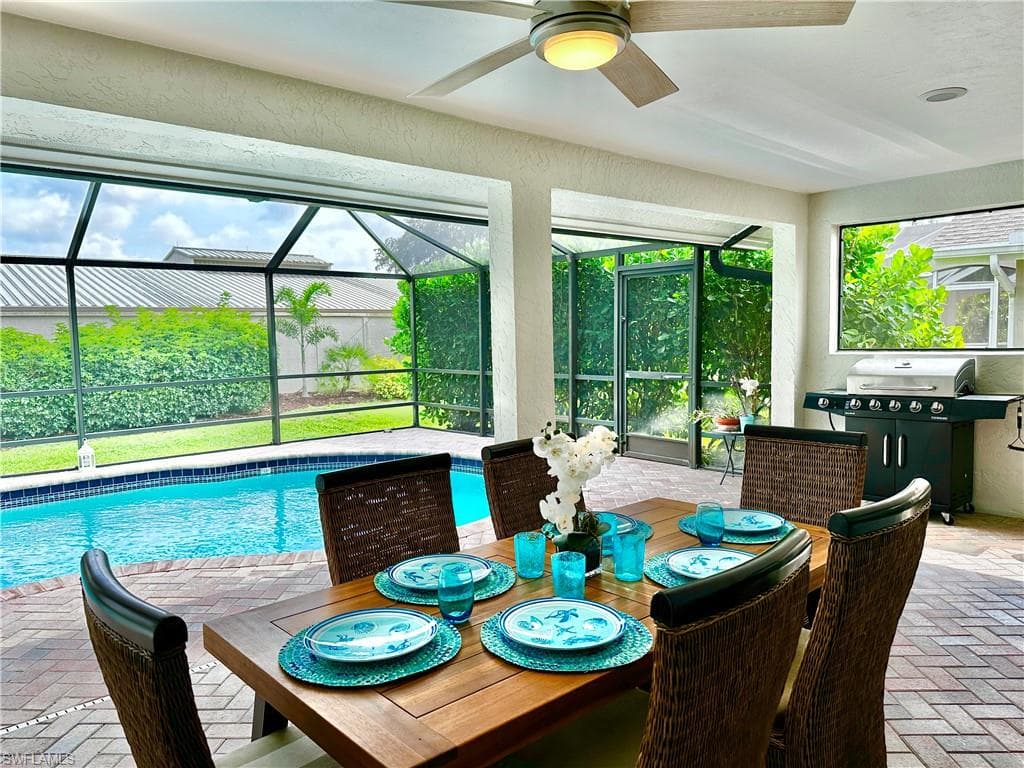 9553 Campbell Cir, Naples, FL 34109-28