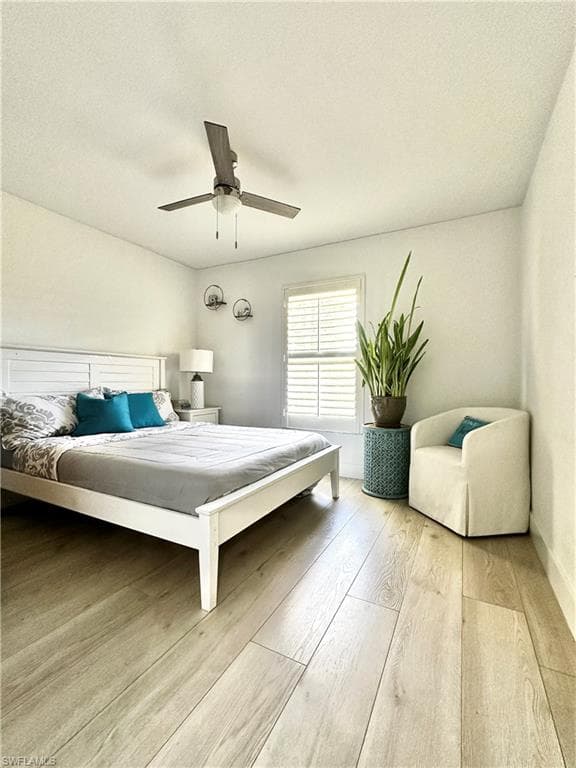 9553 Campbell Cir, Naples, FL 34109-43