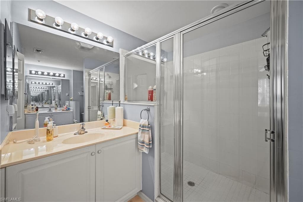3970 Loblolly Bay Dr 205, Naples, FL 34114-15