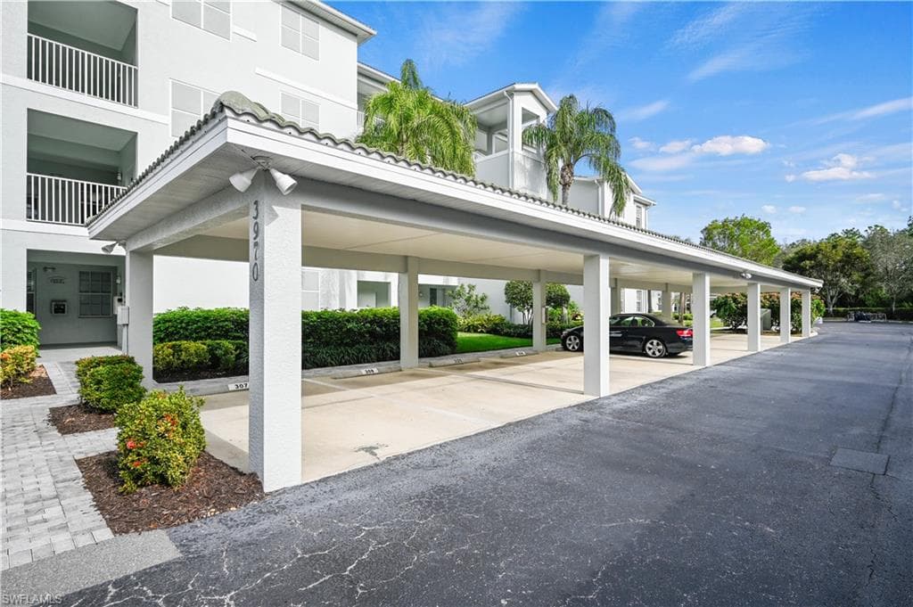 3970 Loblolly Bay Dr 205, Naples, FL 34114-21