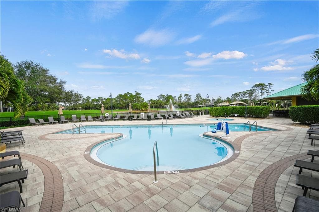 3970 Loblolly Bay Dr 205, Naples, FL 34114-24
