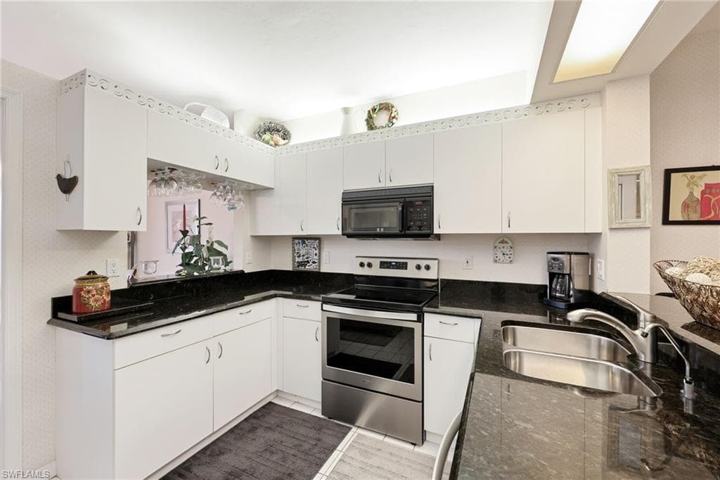 7465 Jacaranda Park Rd R103, Naples, FL 34109-12