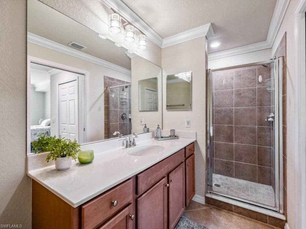 9834 Giaveno Cir 1725, Naples, FL 34113-14
