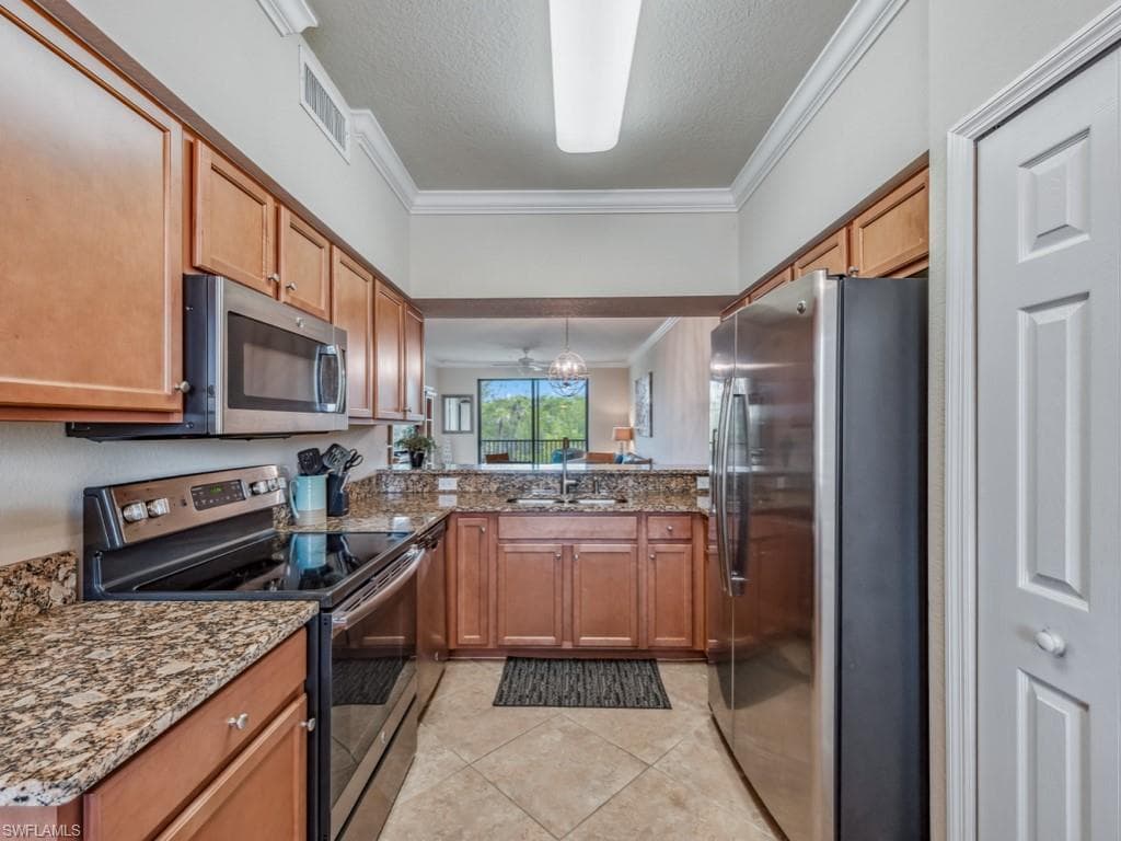 9834 Giaveno Cir 1725, Naples, FL 34113-6
